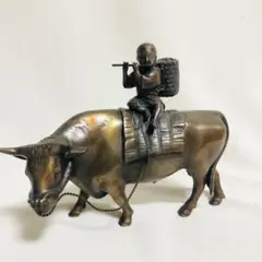 桐箱入り ブロンズ製 笛吹牛童子 瑞峰作