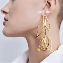 インポート♡ビッグチューリップピアス