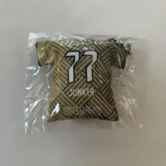 名古屋グランパスユニホーム鯱クッションチェーン　キャスパーユンカー選手