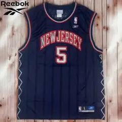 Item thumbnail for item a6f9dcb9-8696-4bdf-aef5-b5af59b878ef