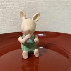 ディズニー　希少です！木彫り風くまのプーさんのピグレット　置物