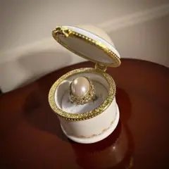 Item thumbnail for item 37e0e08e-23b2-4c62-836c-cb17ae40a0f7