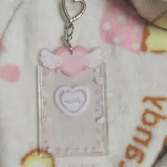 Item thumbnail for item 26fbbb37-e1de-48d7-88f1-f8075b100b2e