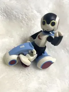 ロビジュニア　Robi フィギュア　ミニ　ロボット　おもちゃ　乗り物付き！