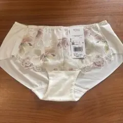 Wing 花柄ショーツ Mサイズ