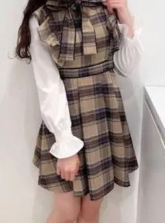 美品 エブリン チェックパイピング長袖ワンピース evelyn リボン メルヘン