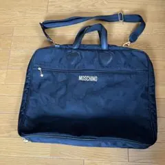 MOSCHINO ガーメントケース　ブラック　美品