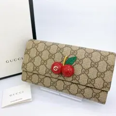 【箱付き】グッチ GGスプリーム チェリー ラージフラップ 長財布 476055