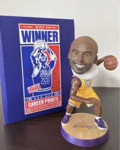 コービー・ブライアント　NBA　首振り人形　限定品 Amazon.co.jp: 1/6 コービー・ブライアント アクション