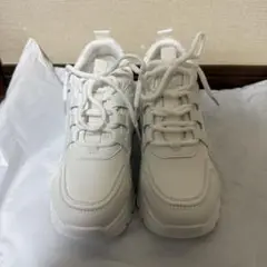 新品　厚底スニーカー　ホワイト　軽量