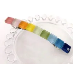 現品限り 訳あり品 カラフルなガラスタイルの小さめバレッタ 大