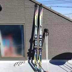 ロシニョールのスキー板です。