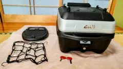 Item thumbnail for item 138463e7-83fd-4e3a-875c-cd4281da6d37