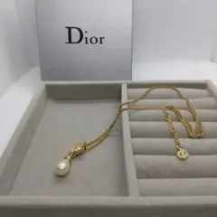 Christian Diorネックレスパール