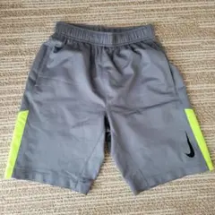 NIKE ショートパンツ ジュニアMサイズ