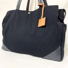【A4収納可能　3層式】イズイット　IS/IT　トリオ　ビジネスバッグ　肩掛け