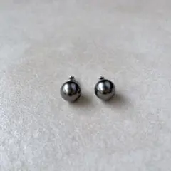 #156 ブラックパールピアス