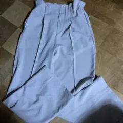 ベージュ　Mサイズ　パンツ