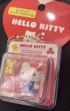 サンリオ ミニチュアパッケージチャーム（ミニチュアトイ）ハローキティ