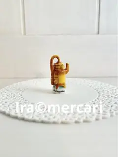 2005 ミラベルの蒸留器のフェーブ フランス製 フェーヴ 置物 ミニチュア陶器