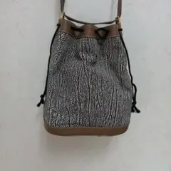 最終)訳あり)SILVANO.BIAGINI巾着型バッグ カンガルーレザー