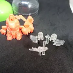 入手困難‼️BANDAIのガン消し、R-107(キャラ名不明)