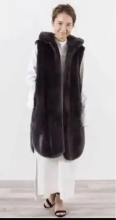 新品 ヨリ ファー ベスト ジレ エコファー チャコールグレー