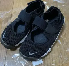 Nike Air Rift ナイキ　エアリフト　23　ブラック　ホワイト　白黒