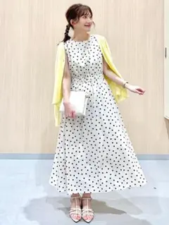 GU　ドットプリントワンピース(ノースリーブ)