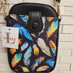 LOVERY スマホポシェット　新品・未使用・タグ付き