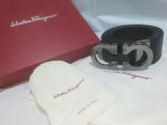Salvatorore Ferragamo ダブルガンチーニ リバーシブルベルト
