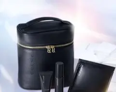 Item thumbnail for item e253ebb9-49a4-407a-aaae-e283a0afe6e5