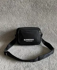 BURBERRY ブラック ショルダーバッグ