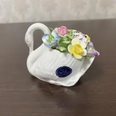 Royal Doulton 白鳥型　置物