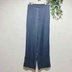 【ユニクロ】サテンリラックスストレートパンツ　ブルー　Mサイズ　レディース