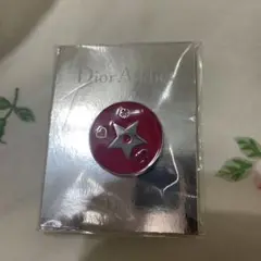 DIOR ノベルティ ピンバッジ