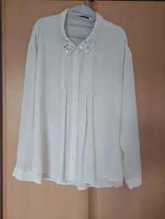 Heather ビジュー付きホワイト長袖シャツ