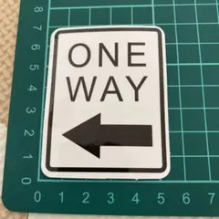 USA ジャンクONE WAY看板 ロードサイン ONE WAY D 一方通行 道路標識 本物 フードトラック