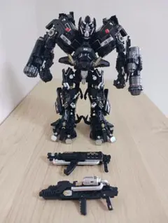 トランスフォーマーBlack Apple アイアンハイド M-06 初販版 トランスフォーマーBlack Apple アイアンハイド M-06 初販版