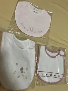 新品タグ付きファミリア　スタイ3枚セット　日本製