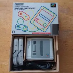 ㉜ アダプター付き ニンテンドー スーパーファミコン クラシックミニ 任天堂