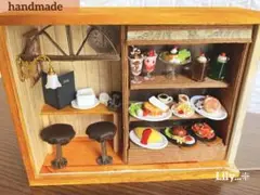 新作✧ミニチュアハンドメイド　小さな喫茶店の入り口【蓋付きウッドBOX】
