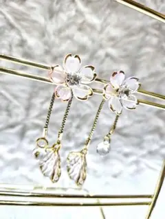 ⑨桜のピアス 雫 葉 レジン ピンク ゴールド 金