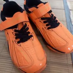 美品23.5㎝ SYUNSOKU オレンジ スニーカー