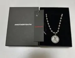ANOTHERYOUTH メダル型ネックレス シルバー