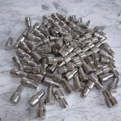 棚ダボ