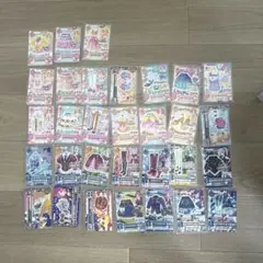 アイカツカード　　（レア以上49枚　　ノーマル12枚）