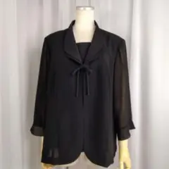 新品同様　17号　夏　さらさら　手洗い可能　東京ソワール　黒　礼服　ブラウス
