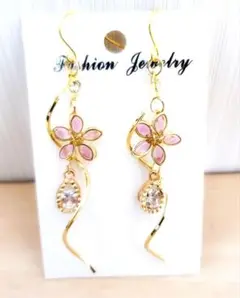 510# ピアス ハンドメイド フラワー レジン 桜 夏ピアス