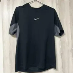 Nike DRI-FIT ブラック Tシャツ Mサイズ